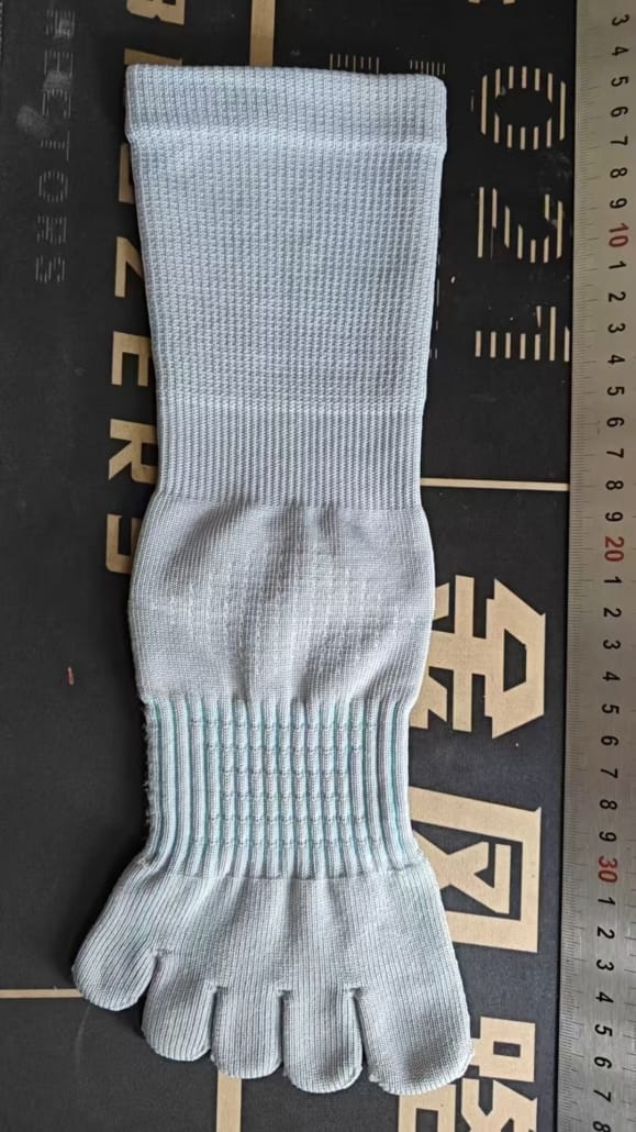 custom 5 toe socks compression
