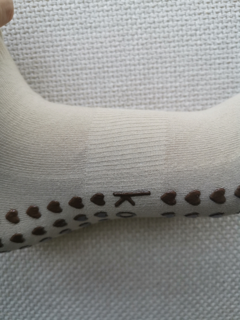 KOA FLO custom grip socks for pilates, arc support ribbing structure